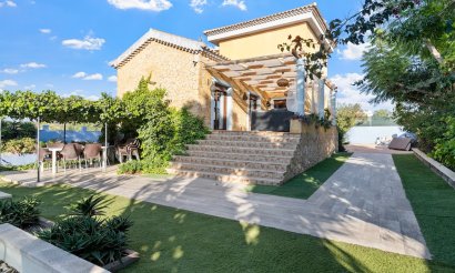 Resale - Villa - Santa Pola - El Poble Llevanti