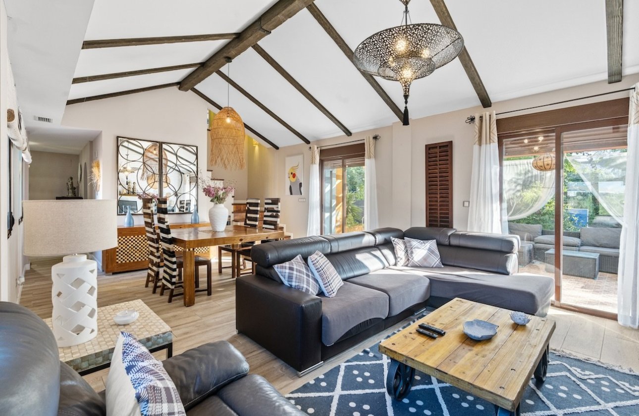 Resale - Villa - Santa Pola - El Poble Llevanti