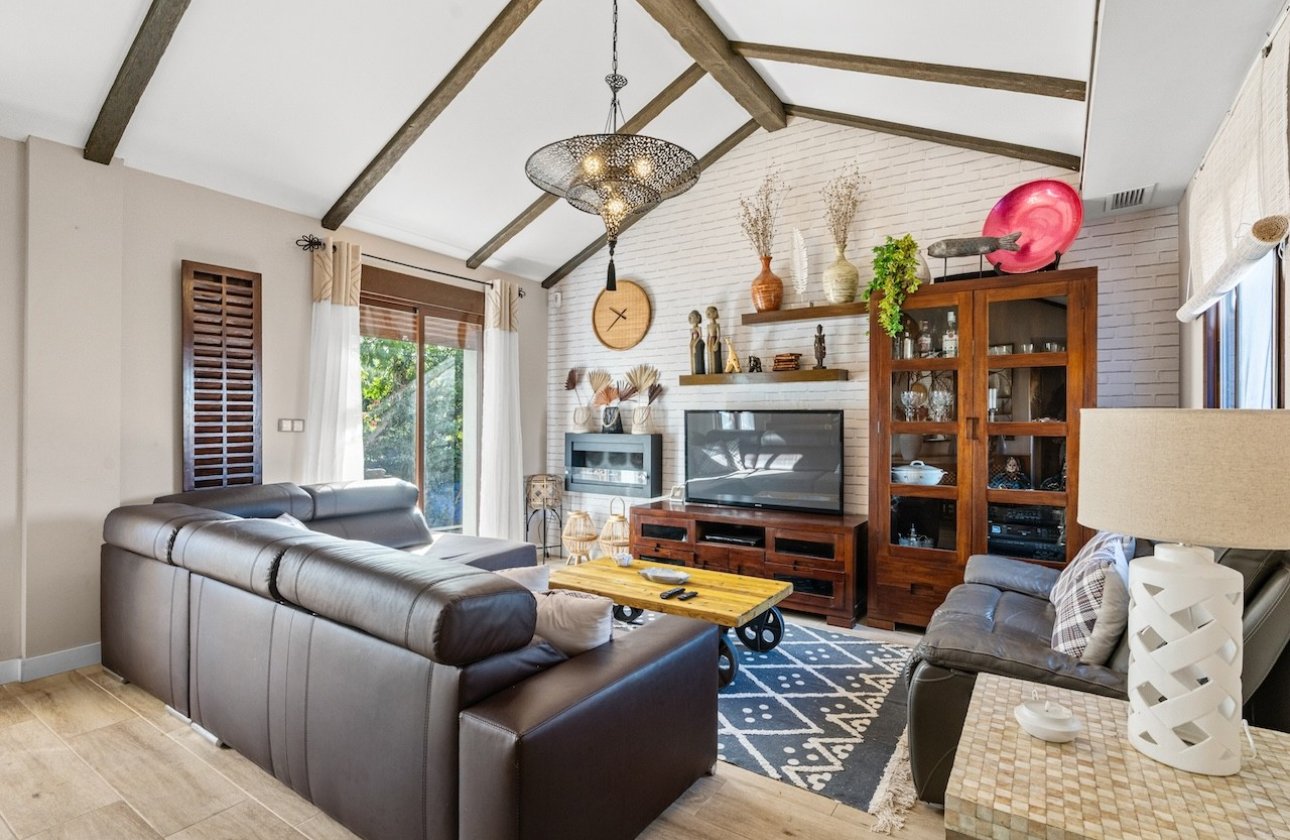 Resale - Villa - Santa Pola - El Poble Llevanti