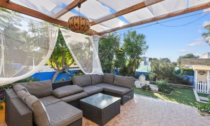 Resale - Villa - Santa Pola - El Poble Llevanti