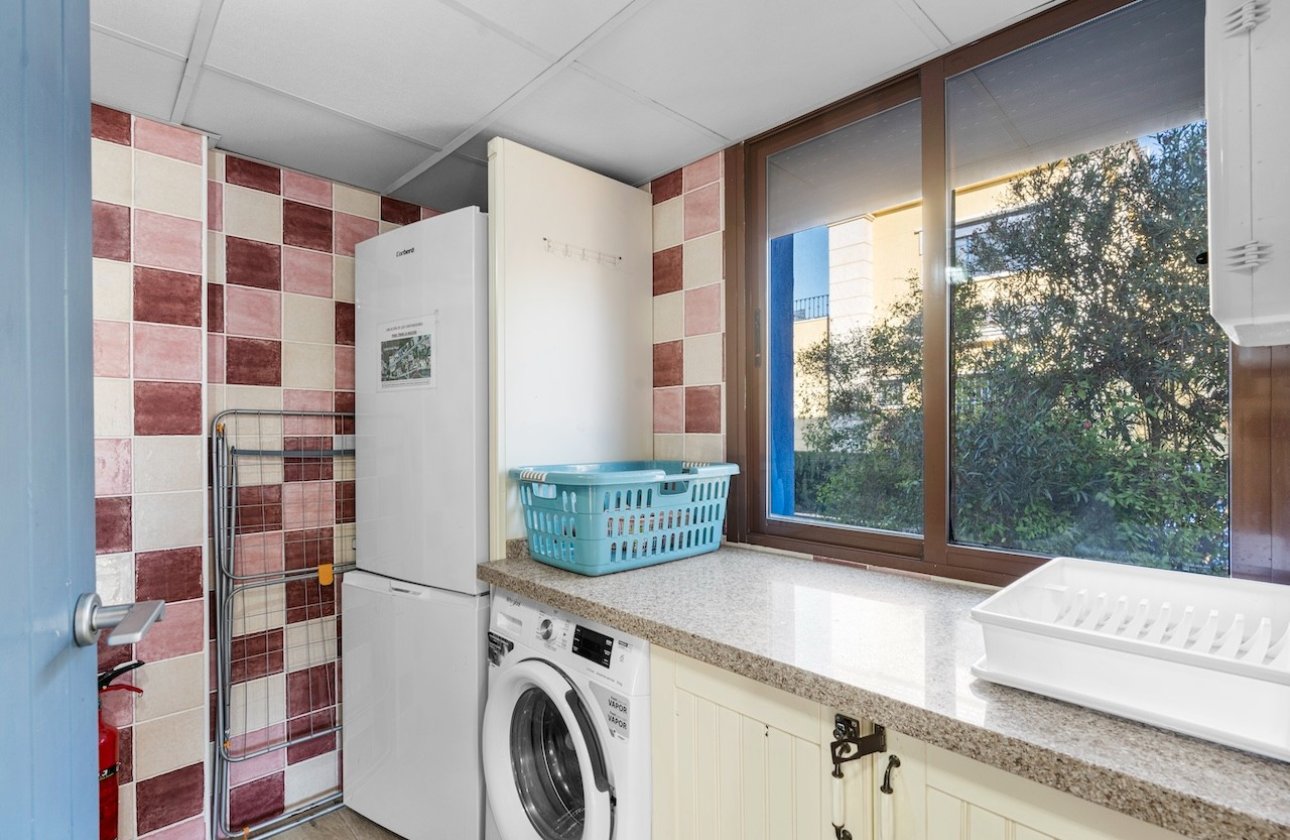 Resale - Villa - Santa Pola - El Poble Llevanti