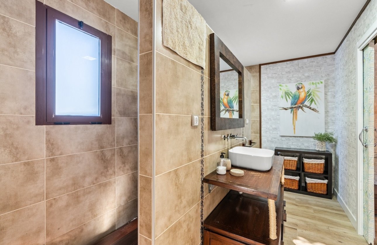 Resale - Villa - Santa Pola - El Poble Llevanti