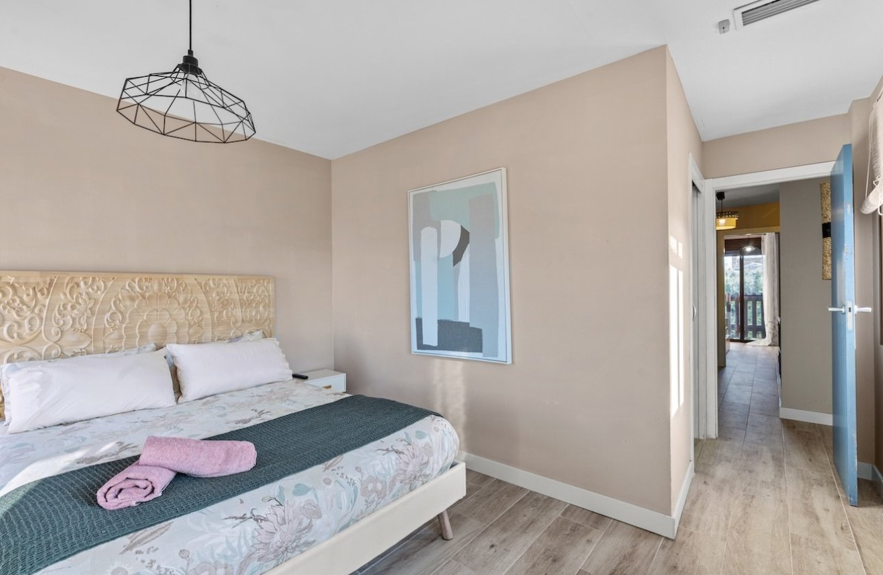 Resale - Villa - Santa Pola - El Poble Llevanti