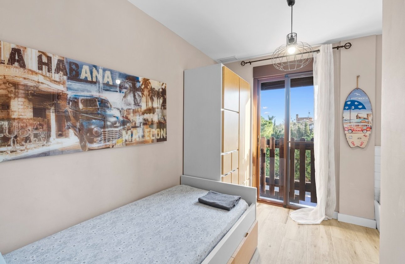 Resale - Villa - Santa Pola - El Poble Llevanti