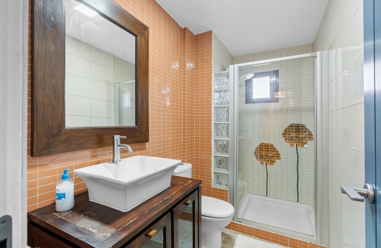 Resale - Villa - Santa Pola - El Poble Llevanti