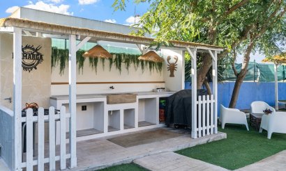 Resale - Villa - Santa Pola - El Poble Llevanti