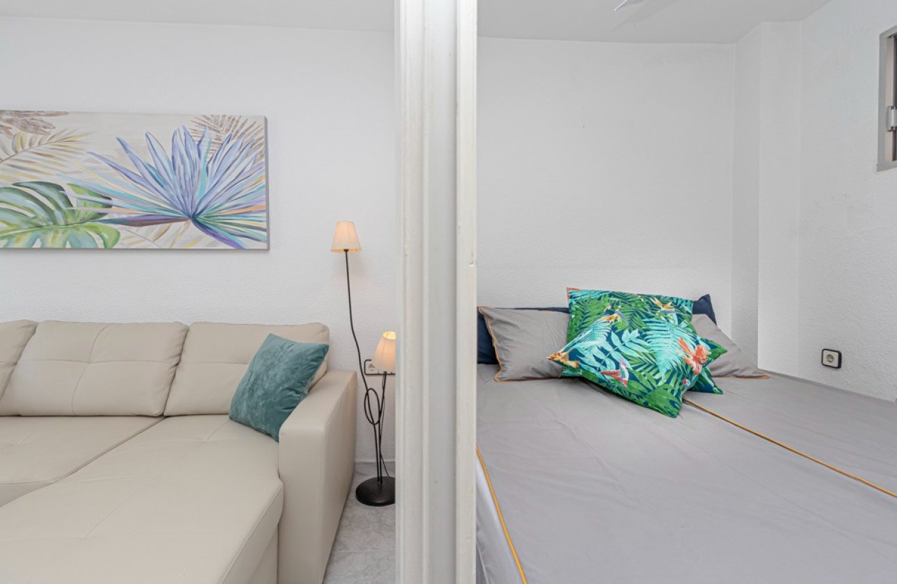 Resale - Apartment / flat - Benidorm - Rincon de Loix Llano