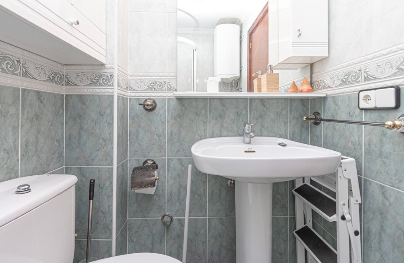 Resale - Apartment / flat - Benidorm - Rincon de Loix Llano