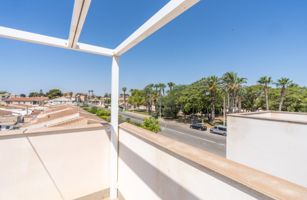 Resale - Villa - Santiago de la Ribera - Zona De La Playa