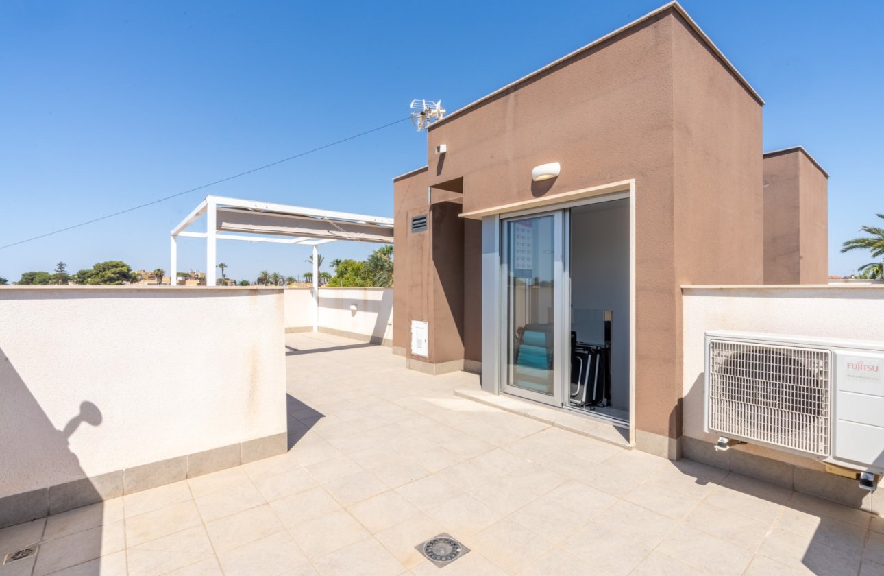 Resale - Villa - Santiago de la Ribera - Zona De La Playa