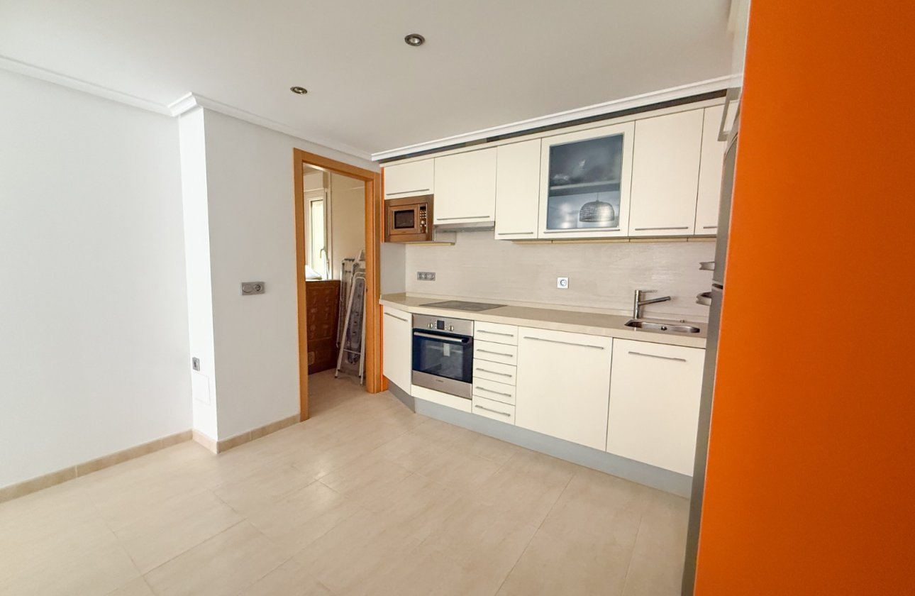 Resale - Apartment / flat - Aguilas - La Colonia