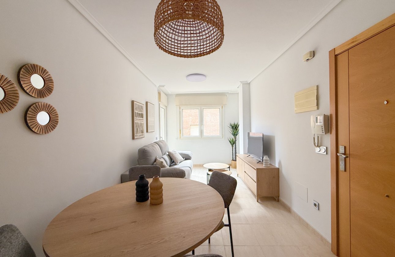 Resale - Apartment / flat - Aguilas - La Colonia