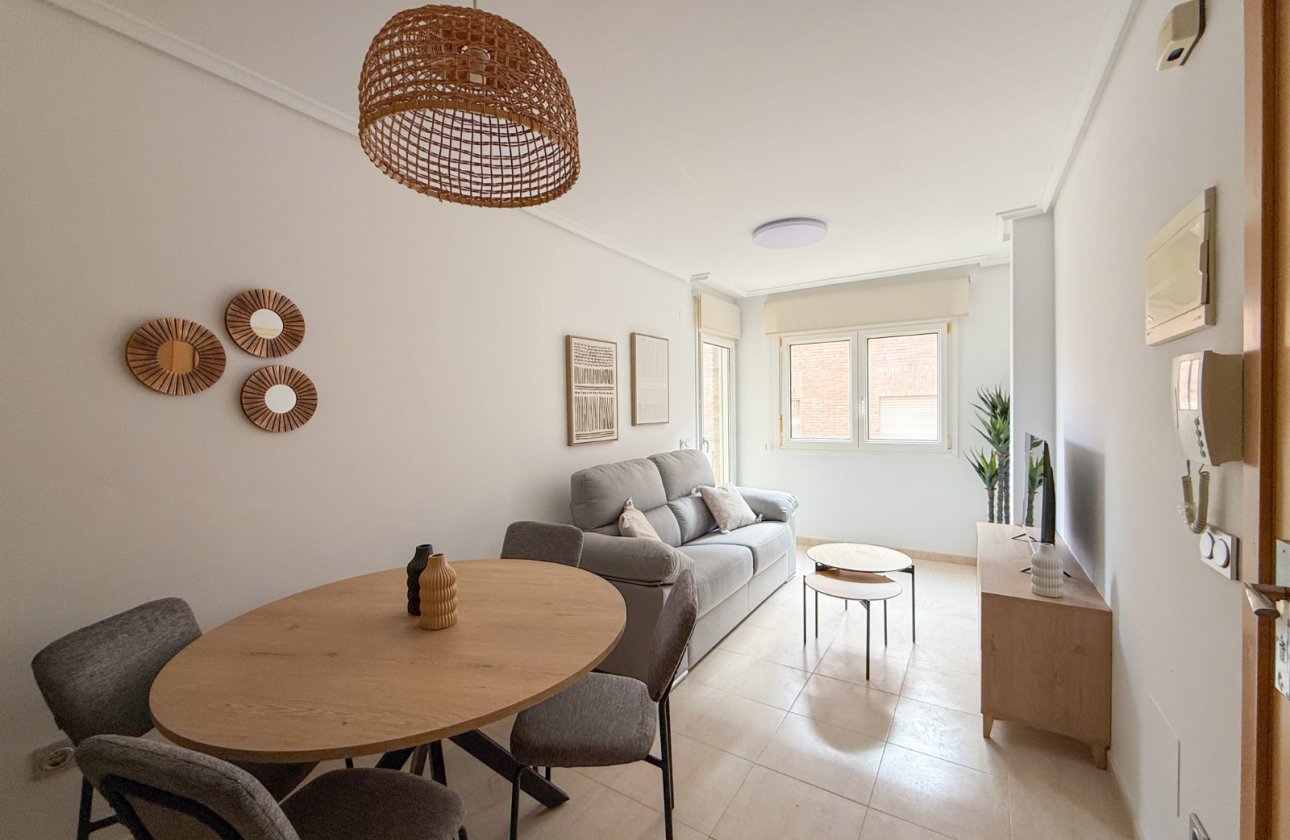 Resale - Apartment / flat - Aguilas - La Colonia