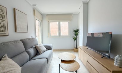 Resale - Apartment / flat - Aguilas - La Colonia