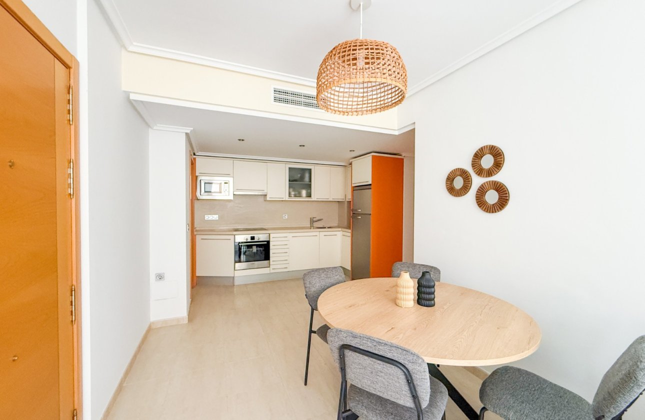 Resale - Apartment / flat - Aguilas - La Colonia