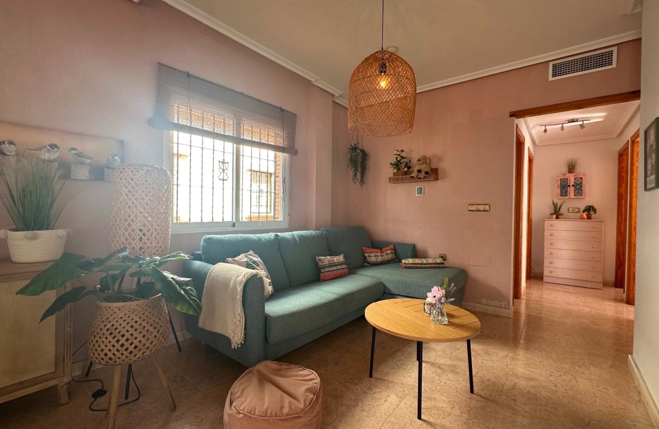 Resale - Villa - Guardamar del Segura - El Raso