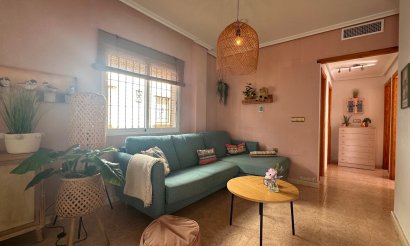 Resale - Villa - Guardamar del Segura - El Raso