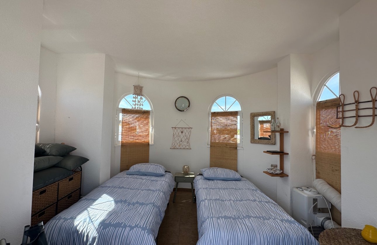 Resale - Villa - Guardamar del Segura - El Raso