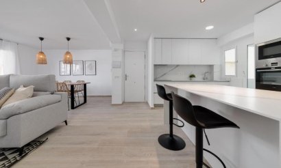 Resale - Apartment / flat - Torrevieja - Playa del cura