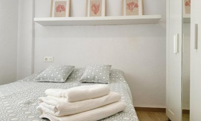 Resale - Apartment / flat - Torrevieja - Playa del cura