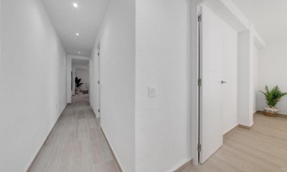 Resale - Apartment / flat - Torrevieja - Playa del cura