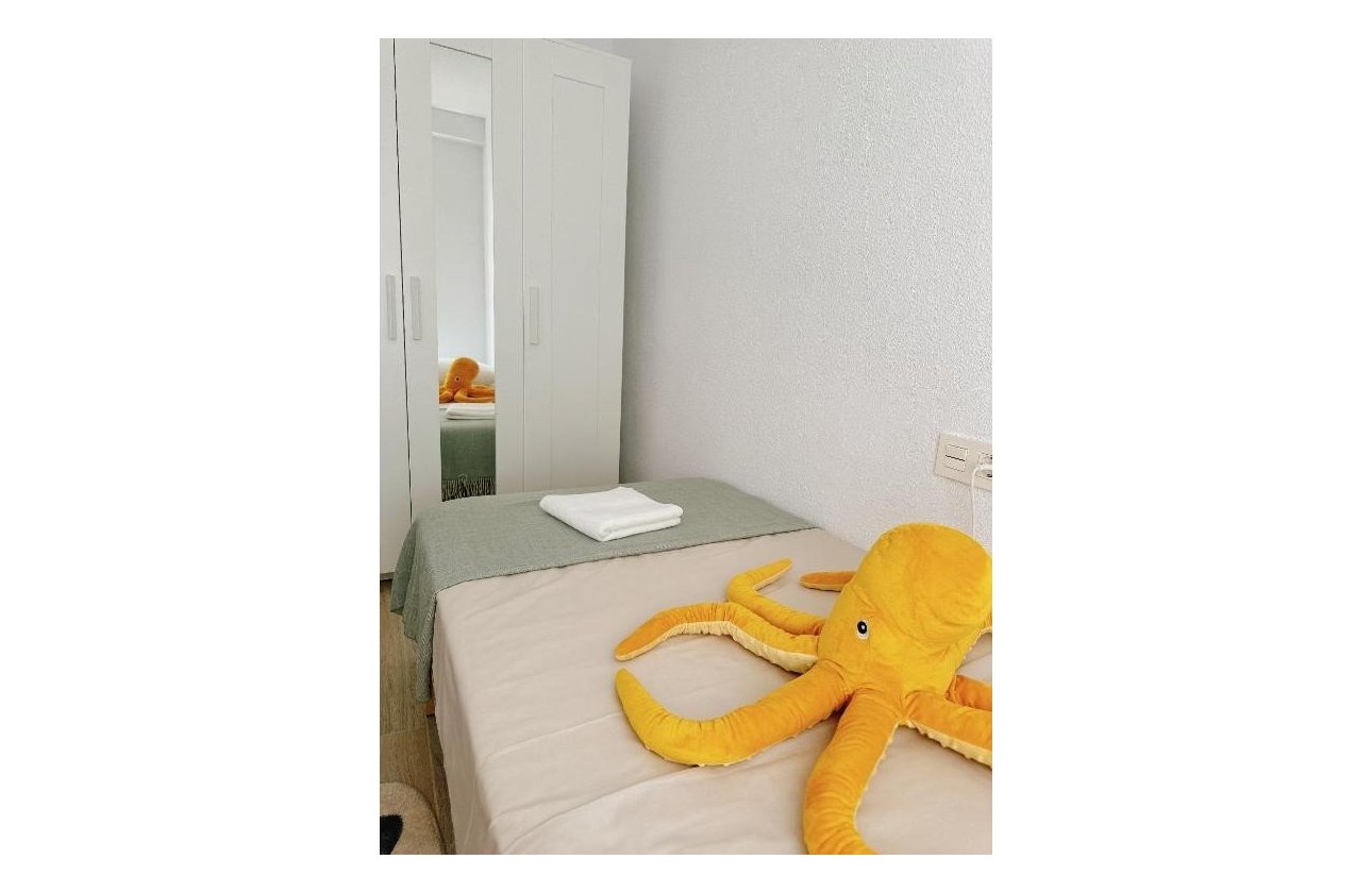 Resale - Apartment / flat - Torrevieja - Playa del cura