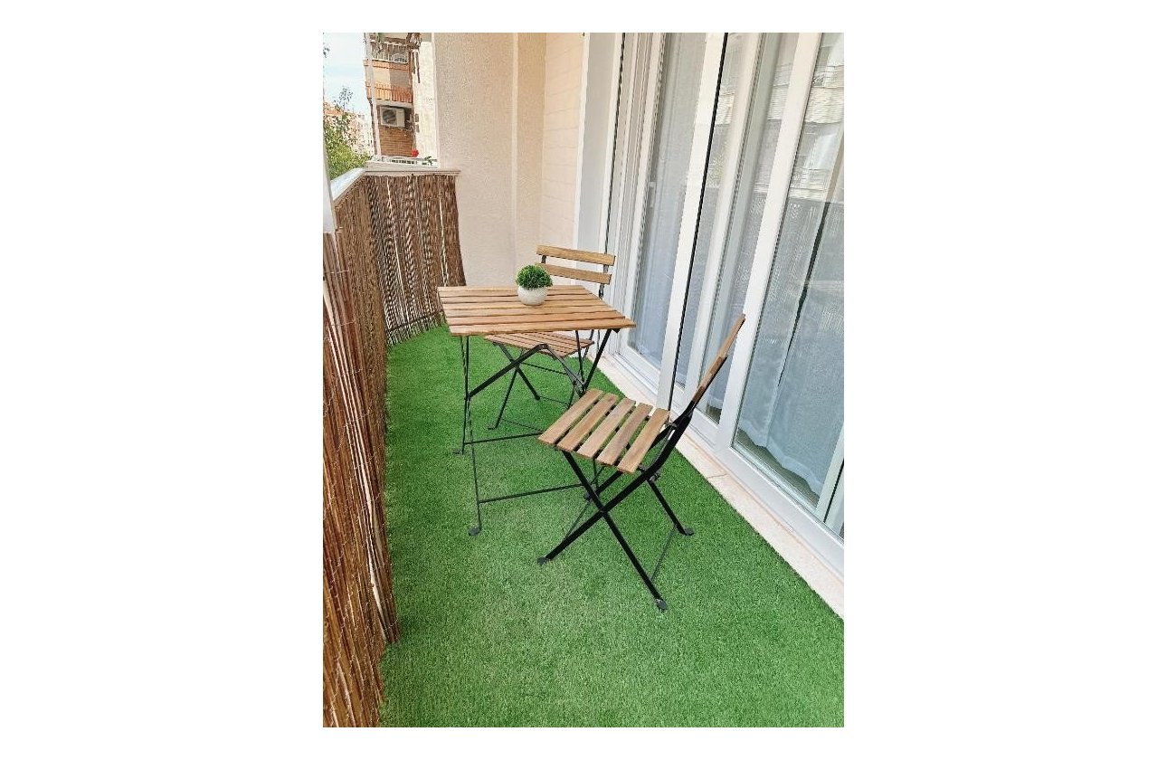 Resale - Apartment / flat - Torrevieja - Playa del cura