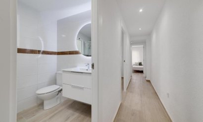 Resale - Apartment / flat - Torrevieja - Playa del cura