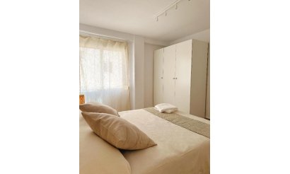 Resale - Apartment / flat - Torrevieja - Playa del cura