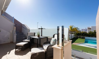 Resale - Apartment / flat - Pilar de la Horadada - Zona Pueblo