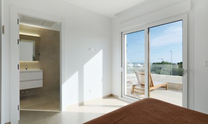 Resale - Villa - Orihuela Costa - Lomas de Don Juan