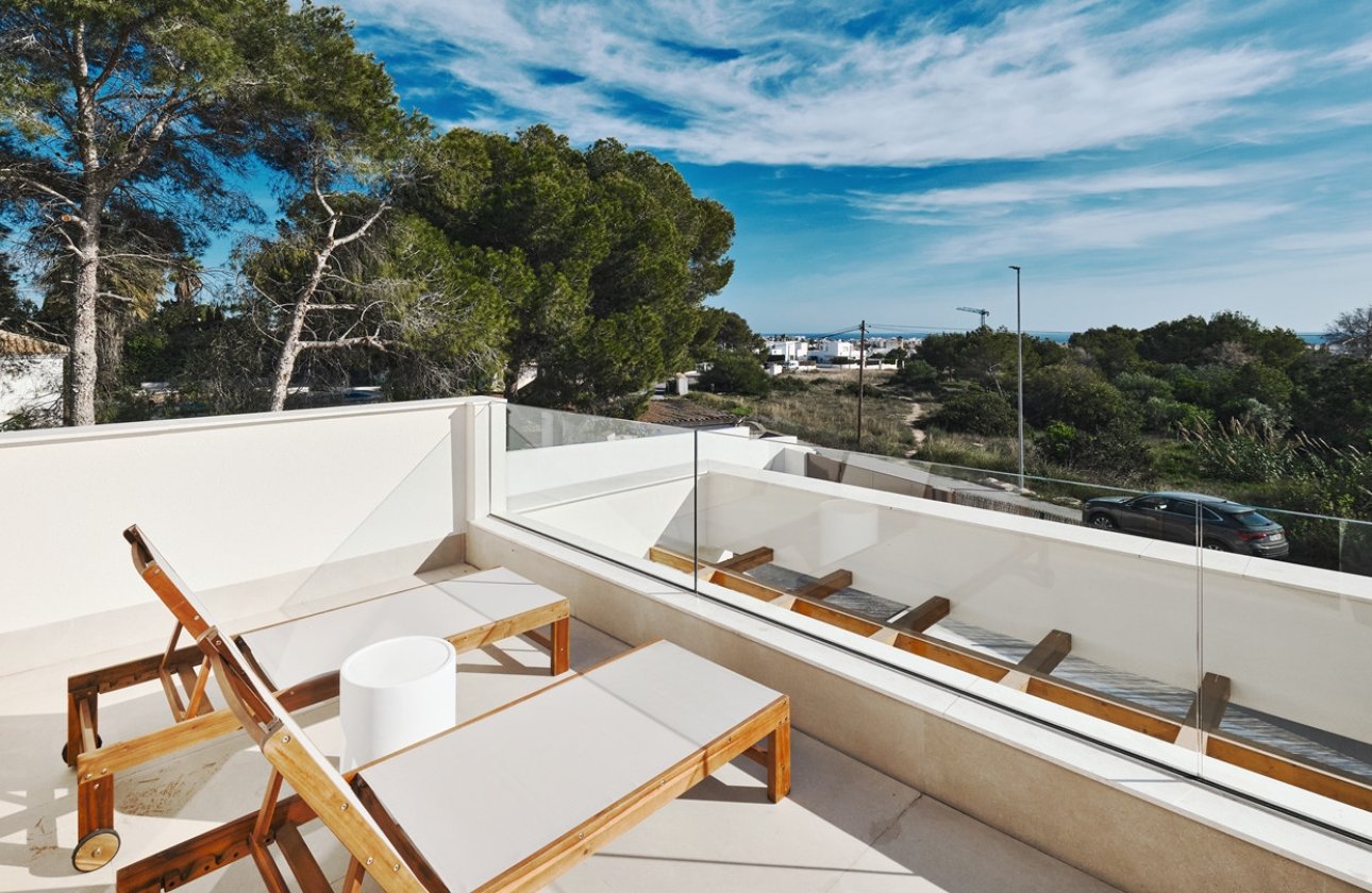 Resale - Villa - Orihuela Costa - Lomas de Don Juan