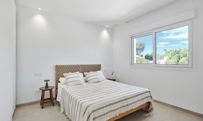 Resale - Villa - Orihuela Costa - Lomas de Don Juan