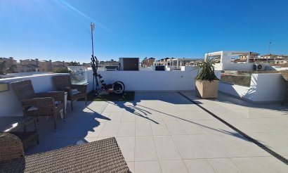 Resale - Villa - Cabo Roig