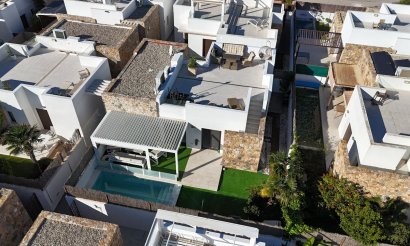 Resale - Villa - Cabo Roig