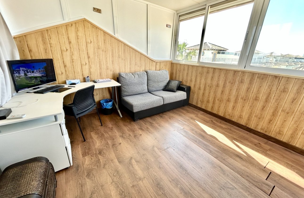 Revente - Appartement - Punta Prima