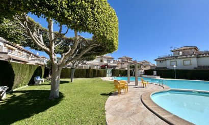 Revente - Appartement - Punta Prima