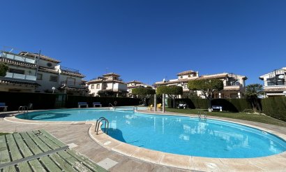 Revente - Appartement - Punta Prima