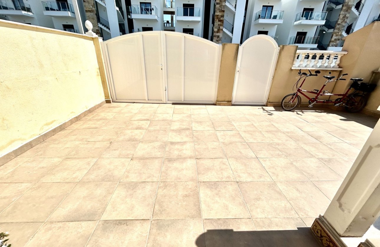 Resale - Townhouse - La Zenia