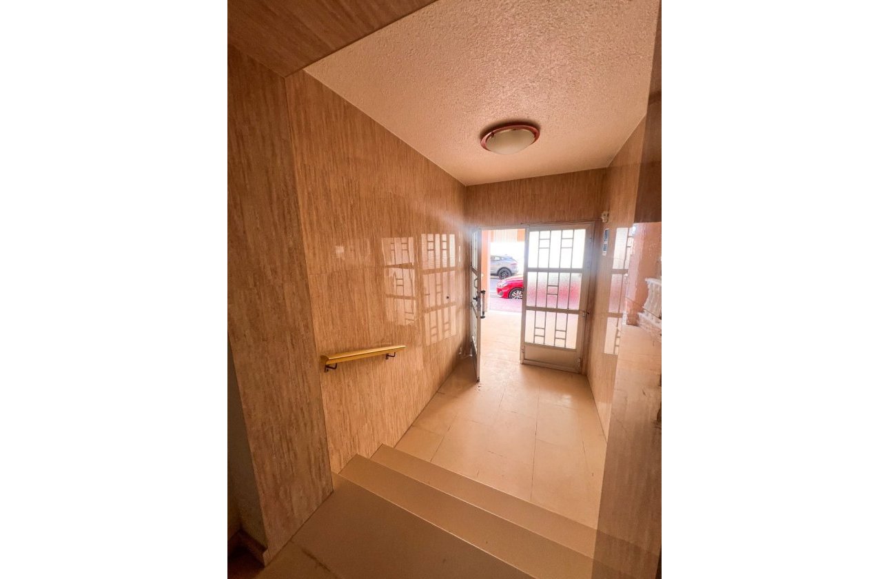 Resale - Apartment / flat - Guardamar del Segura - Playa Centro Guardamar