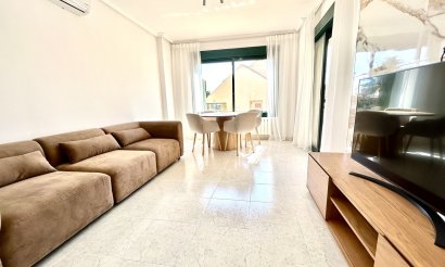 Resale - Apartment / flat - Campoamor R-5