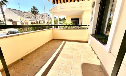 Resale - Apartment / flat - Campoamor R-5