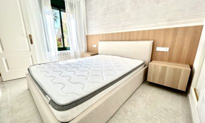 Resale - Apartment / flat - Campoamor R-5