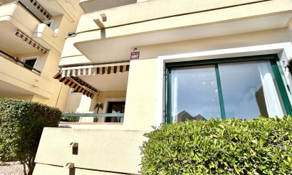 Resale - Apartment / flat - Campoamor R-5
