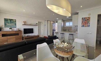 Resale - Apartment / flat - Mil Palmeras