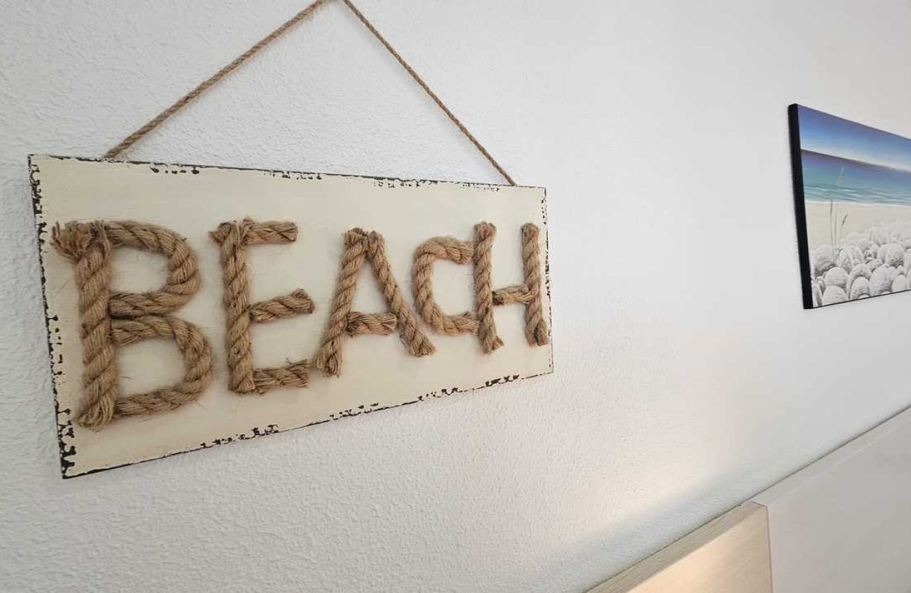 Resale - Apartment / flat - Mil Palmeras