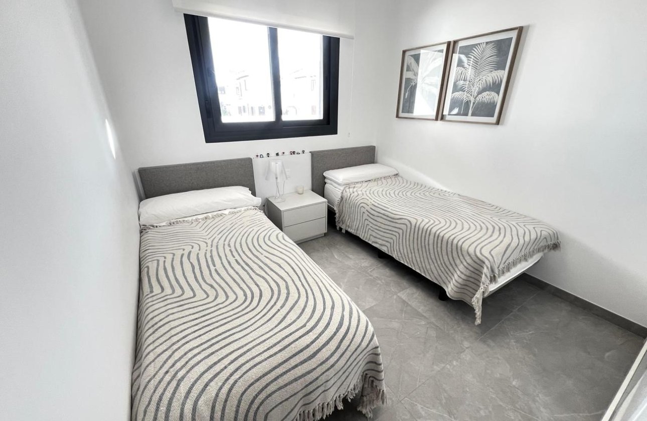 Reventa - Apartamento / piso - La Zenia