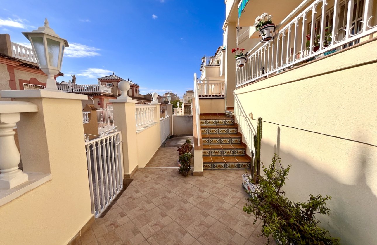 Resale - Apartment / flat - Orihuela Costa - Playa Flamenca