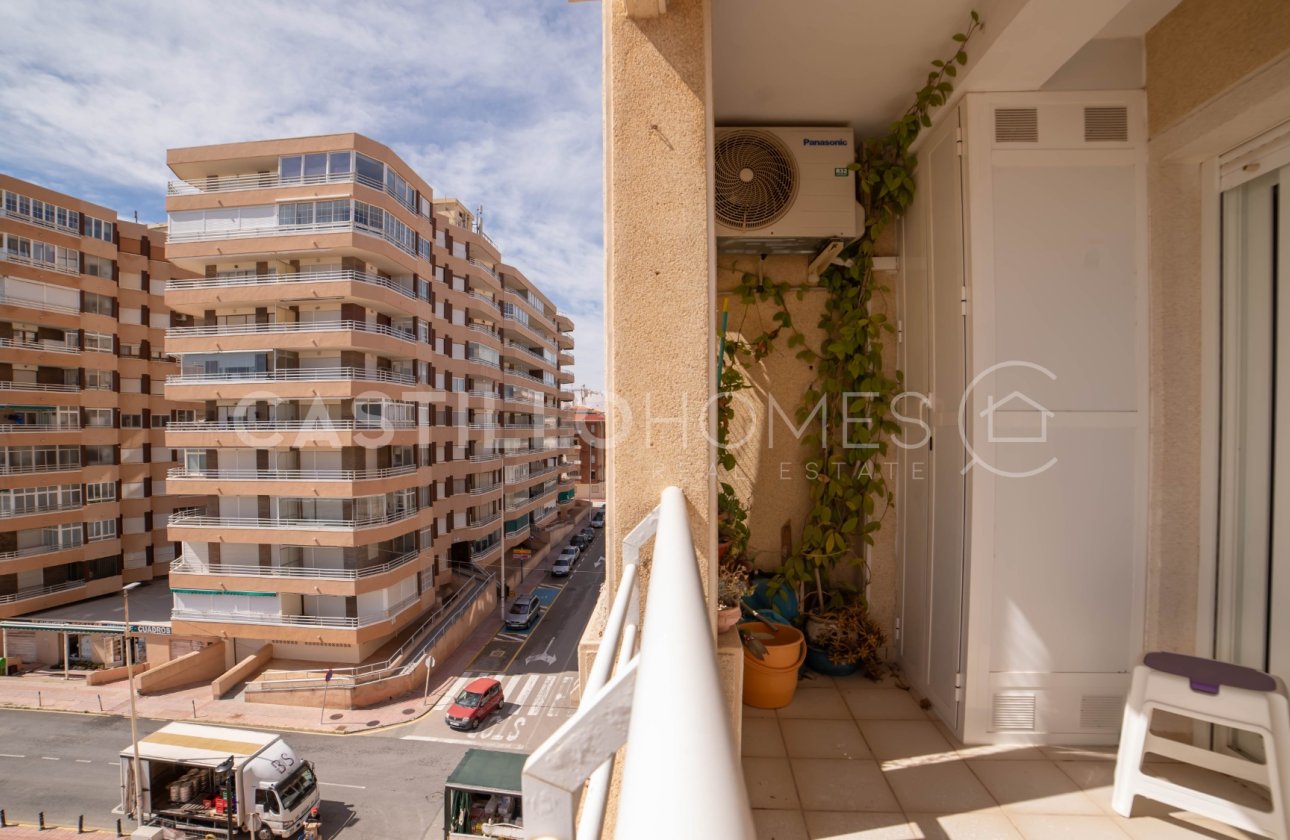 Resale - Apartment / flat - Torrevieja - La Mata