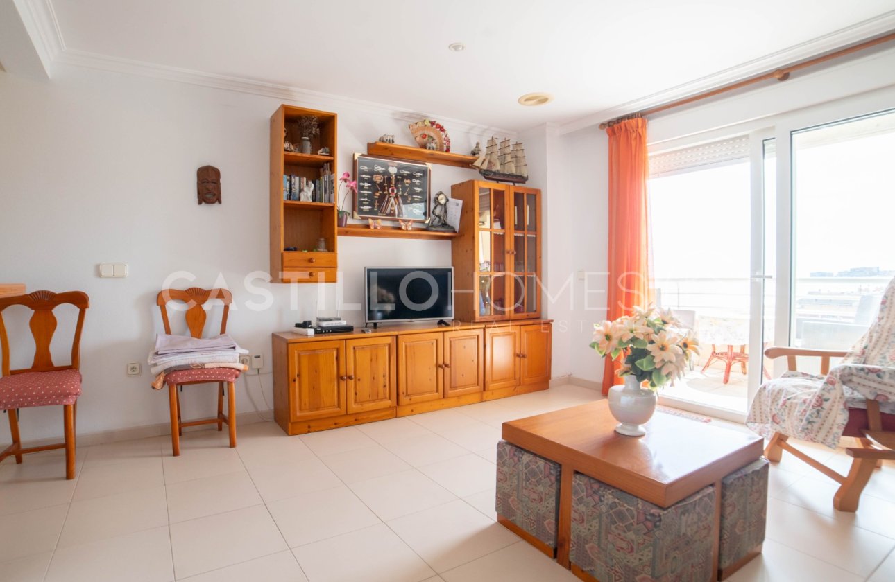Resale - Apartment / flat - Torrevieja - La Mata